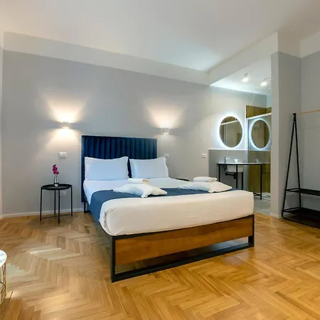 Carrara 24 *