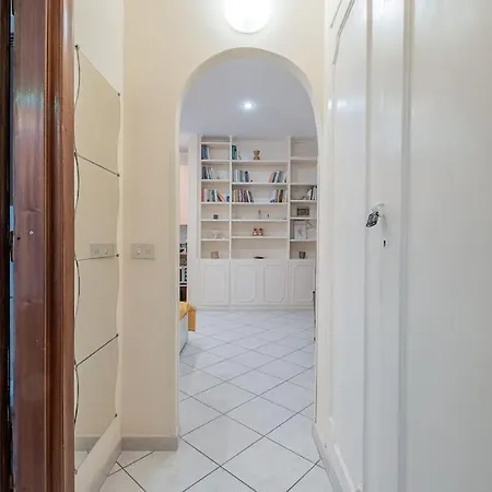 Vatican Cozy - Casetta Vaticana Apartment Rome