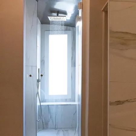 Πανσιόν Colonna Del Corso