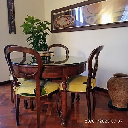 Fiore Apartment *
