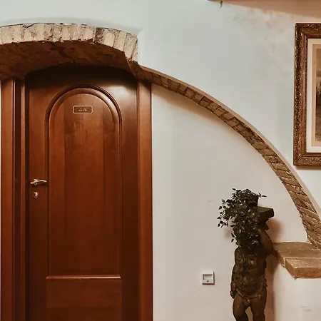 Guest house Residenza Tritone Luxury Trevi Fountain *