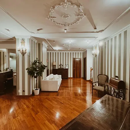 Residenza Tritone Luxury Trevi Fountain 로마