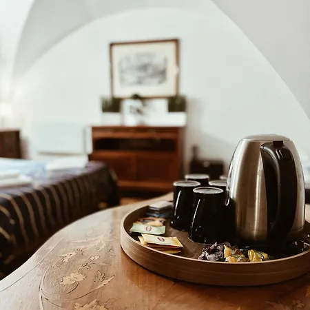 Residenza Tritone Luxury Trevi Fountain Guest house *