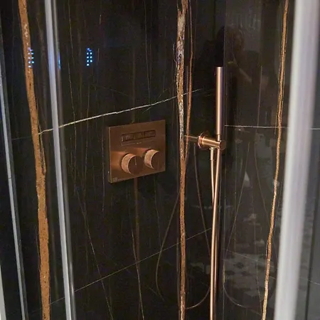 Trastevere Boutique With Gym And Steam Shower *