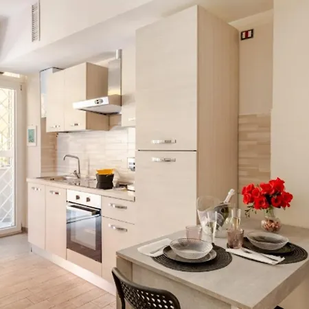 Secret Casa Bovari Metro B1 Conca D'oro Rzym