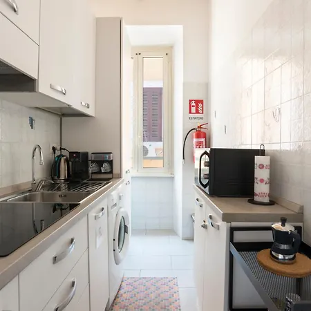 Half Palace, Relaxing In San Lorenzo Apartment