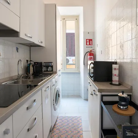 Half Palace, Relaxing In San Lorenzo Apartment Rome