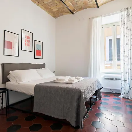 Apartment Half Palace, Relaxing In San Lorenzo Rome