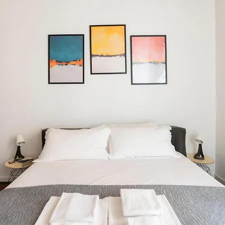 Half Palace, Relaxing In San Lorenzo Apartment
