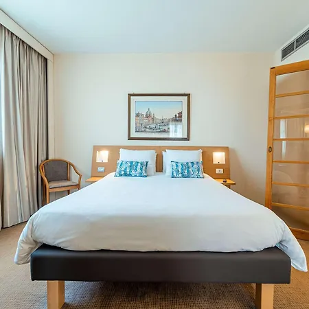 Hotel Novotel Est