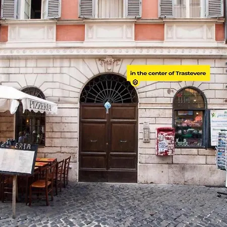 Yellow Butterfly House Holiday Holiday home Rome