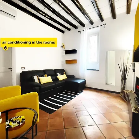 Holiday home Yellow Butterfly House Holiday Rome