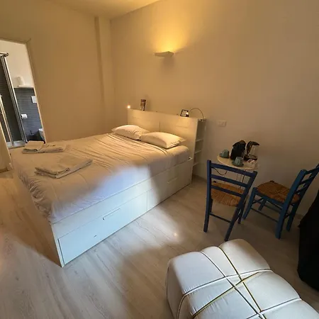 Tiburtina Suites, Guest house 2*