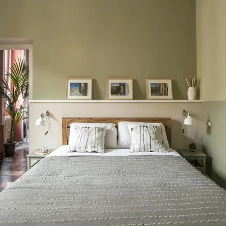 Ponte Lambro Apartment Rome