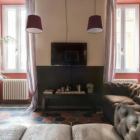 Ponte Lambro Apartment