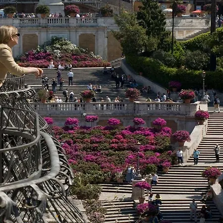 7 Spanish Steps Affittacamere 4*