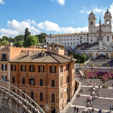 7 Spanish Steps 4*