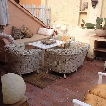 Natural Pantheon Apartment *