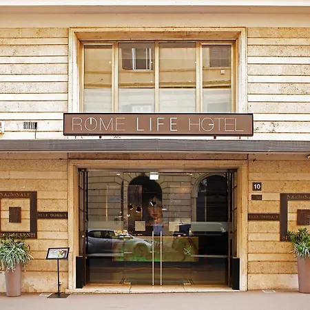 Life Hotel 4*