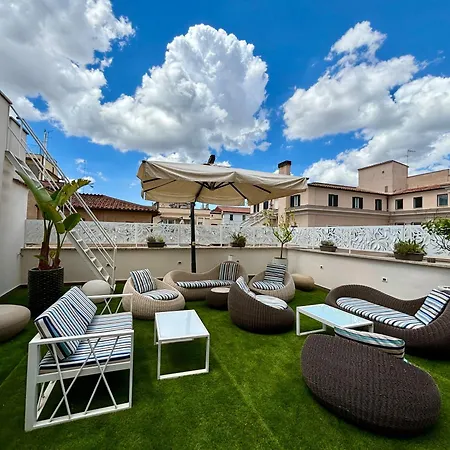 Hotel Life 4*