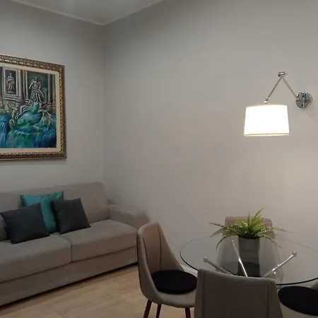Fontana Di Trevi - Historic Center Apartment *