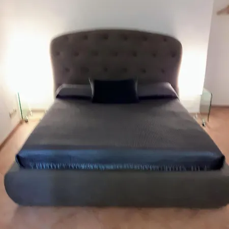 Interno 2 Apartment *