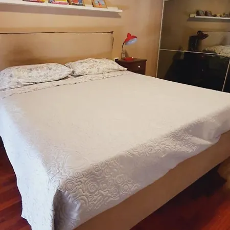 Esperia La Nostra Casa Per Il Tuo Soggiorno