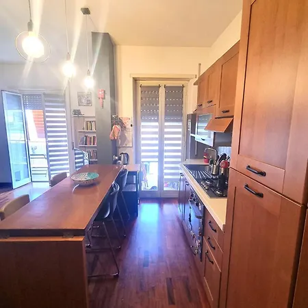 Esperia La Nostra Casa Per Il Tuo Soggiorno