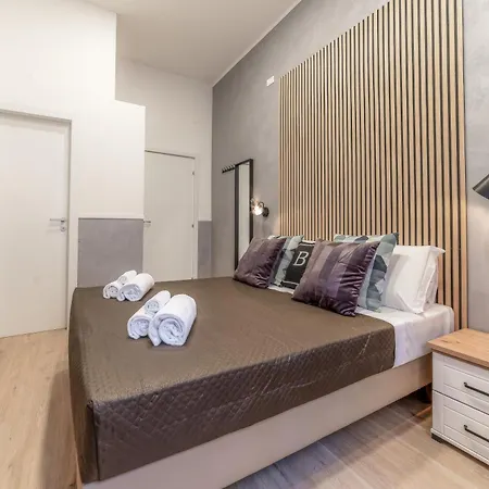 Urban Boutique - Golden Keys Collection Guest house