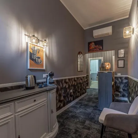 Urban Boutique - Golden Keys Collection Guest house