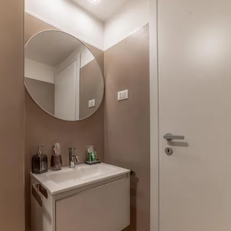 Urban Boutique - Golden Keys Collection Guest house *