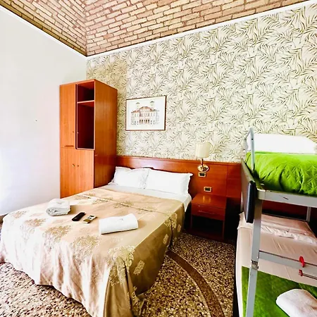 Station Guest house *