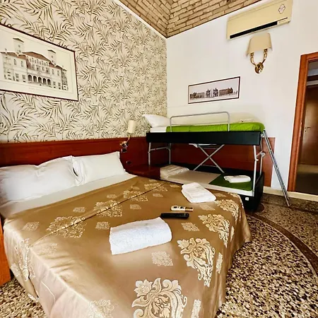 Station Guest house *