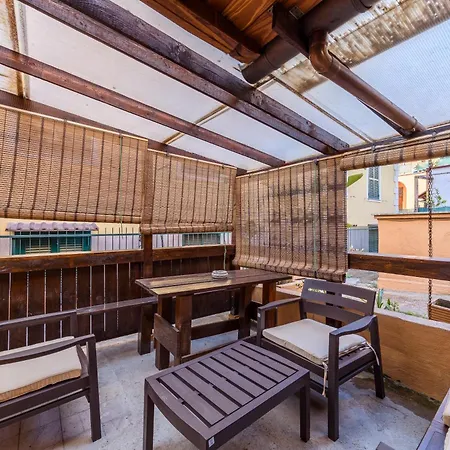 Apartment A 100mt Dalla Metro C Loft Grazioso E Giardino