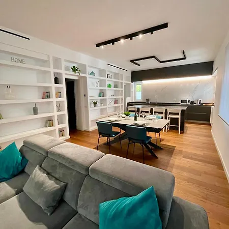 Ada Luxury Roma