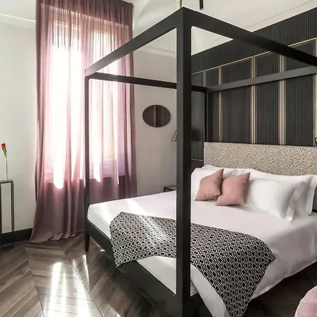 The H'all Tailor Hotel