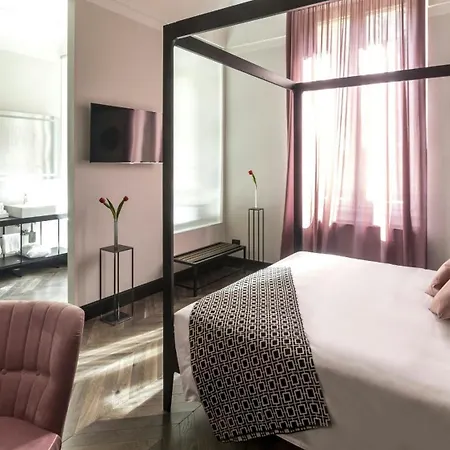 The H'all Tailor Hotel 5*