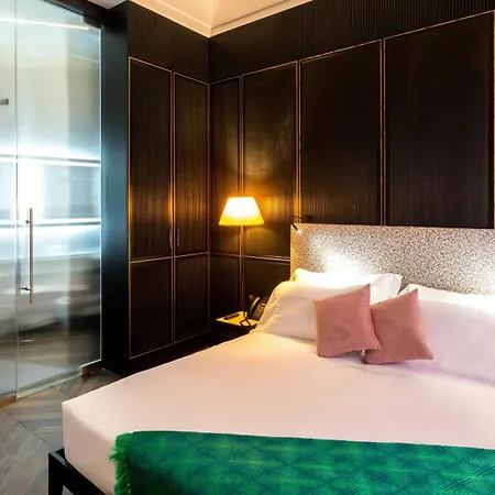 Hotel The H'all Tailor 5*