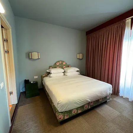 Cortina 3* Roma