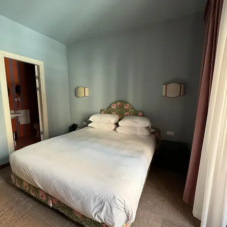 Otel Cortina