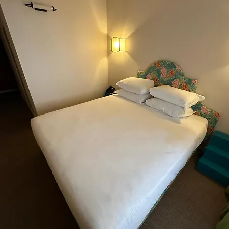Szálloda Cortina 3*
