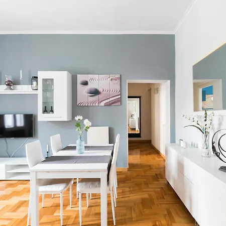 Homehouse Giulio Cesare-San Pietro Rome