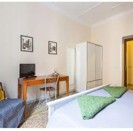 Apartment Emi House San Giovanni , Intero - 80 Mq *