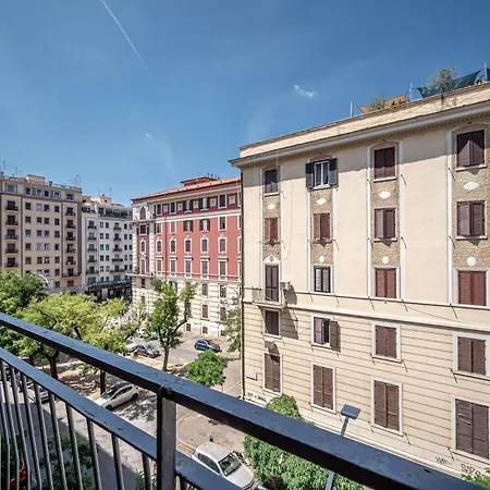 Apartment Caracciolo - Metro San Giovanni