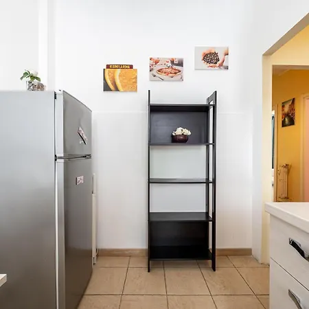 Apartment Caracciolo - Metro San Giovanni Rome