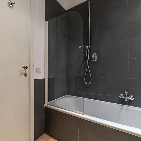 Apartment Passeggiata Di Ripetta Private Apartment Rome
