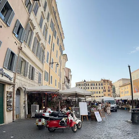 Apartment Campo De Fiori Rome