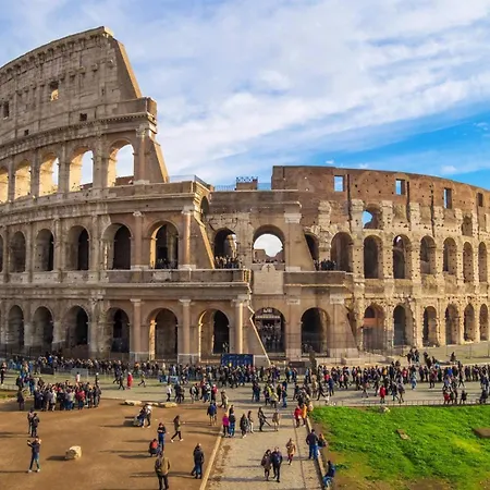 Exclusive With Private Garden - 5 Minutes From The Colosseum * Rome