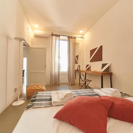 Apartment Stazione Termini 300 Mq Con Vista E Idromassaggio *