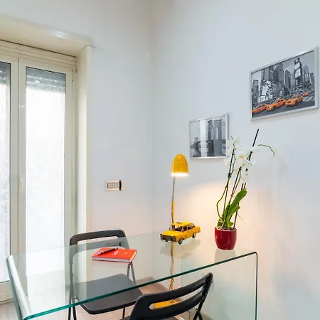 Ponte Milvio Apartment